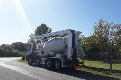 Tapis béton pour détection de lignes électriques aériennes haute tension