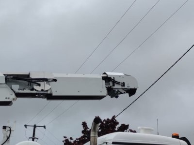 Antenne de détection-détecteur de lignes électriques aériennes haute tension.