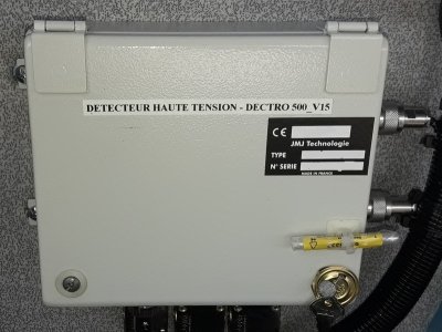 Boîtier Unité Centrale-détection de lignes électriques aériennes haute tension.