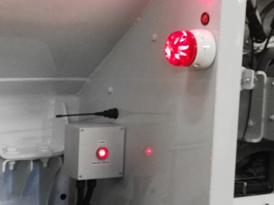 Boîtier de visualisation extérieure-détecteur de lignes électriques aériennes haute tension