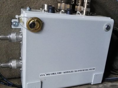 Boîtier Unité Centrale ensileuse-détecteur de lignes électriques aériennes haute tension