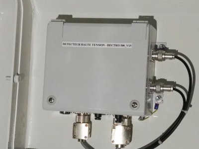 Boîtier Unité Centrale-détecteur de lignes électriques aériennes haute tension