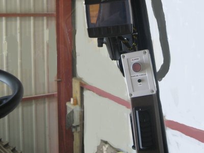 Boîtier de visualisation cabine-détecteur de lignes électriques aériennes haute tension