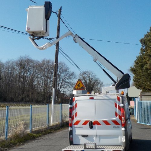 Applications diverses-détecteurs de lignes électriques aériennes haute tension