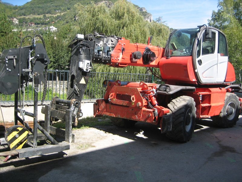 Vue d'ensemble-chariot élévateur pour détection de lignes électriques aériennes haute tension Vue d'ensemble-chariot élévateur pour détection de lignes électriques aériennes haute tension